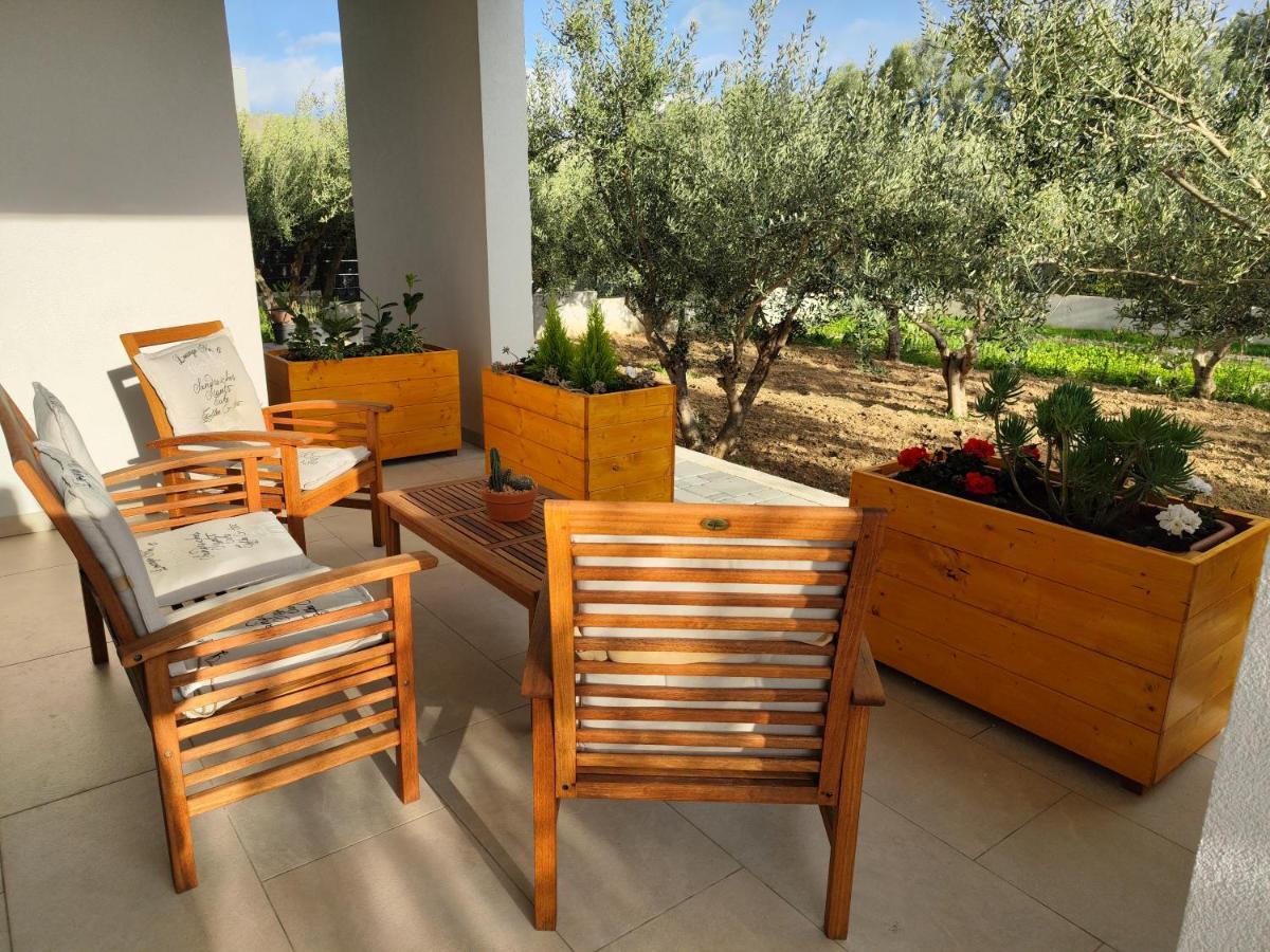 Olives Garden Apartment Trogir Bagian luar foto